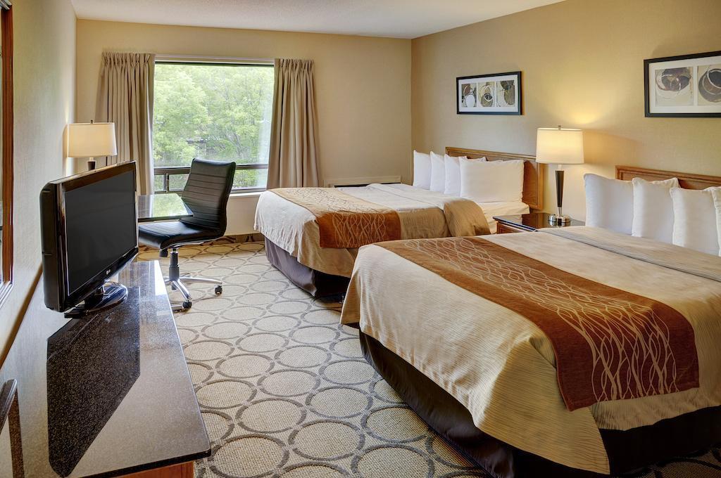 Comfort Inn Pembroke Eksteriør billede