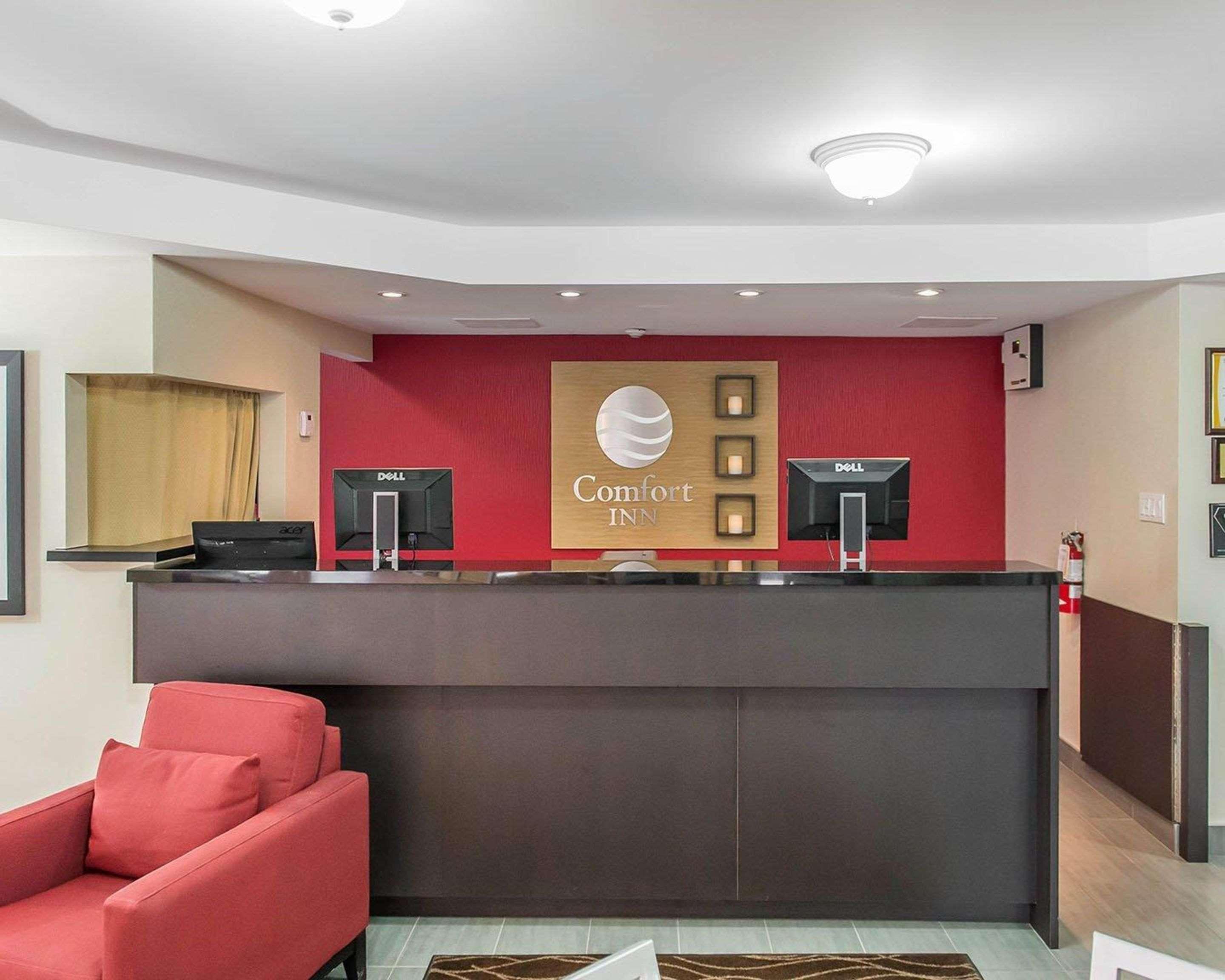 Comfort Inn Pembroke Eksteriør billede